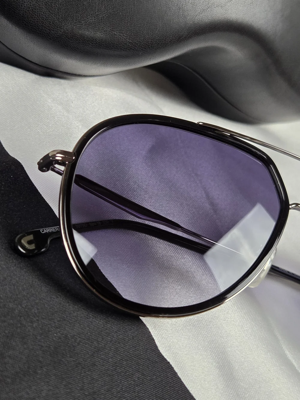 Carrera 295/S Aviator Sunglasses 58mm Gunmetal Gray Gradient Lenses w/ Case